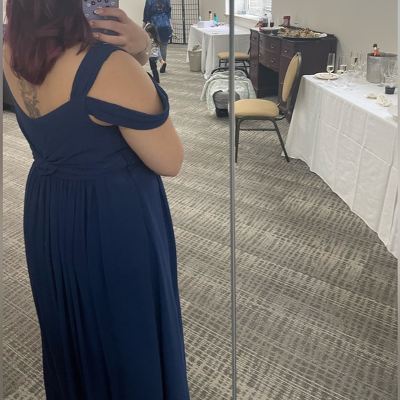 Beautiful Bridesmaid Dress Worn Once! - Picture 4 of 4